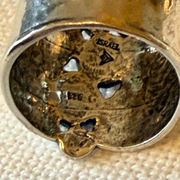 Silpada Vintage Sterling Silver Ring with Garnet Stones - Picture 2 of 8